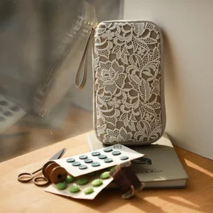Flower Lace Small Drawer Pouch